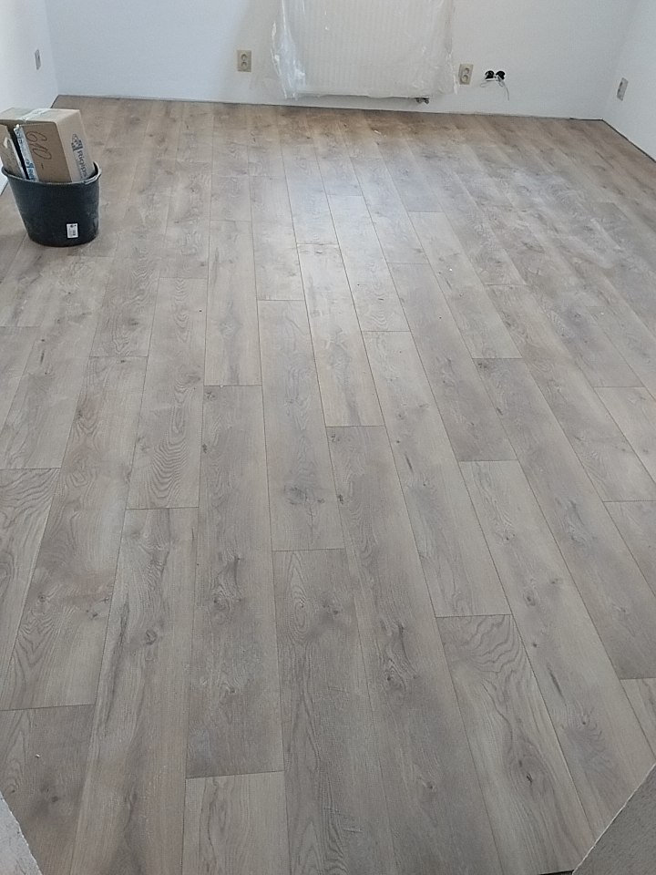 Od hydroizolace k plovoucí podlaze — 4. Plovoucí podlaha