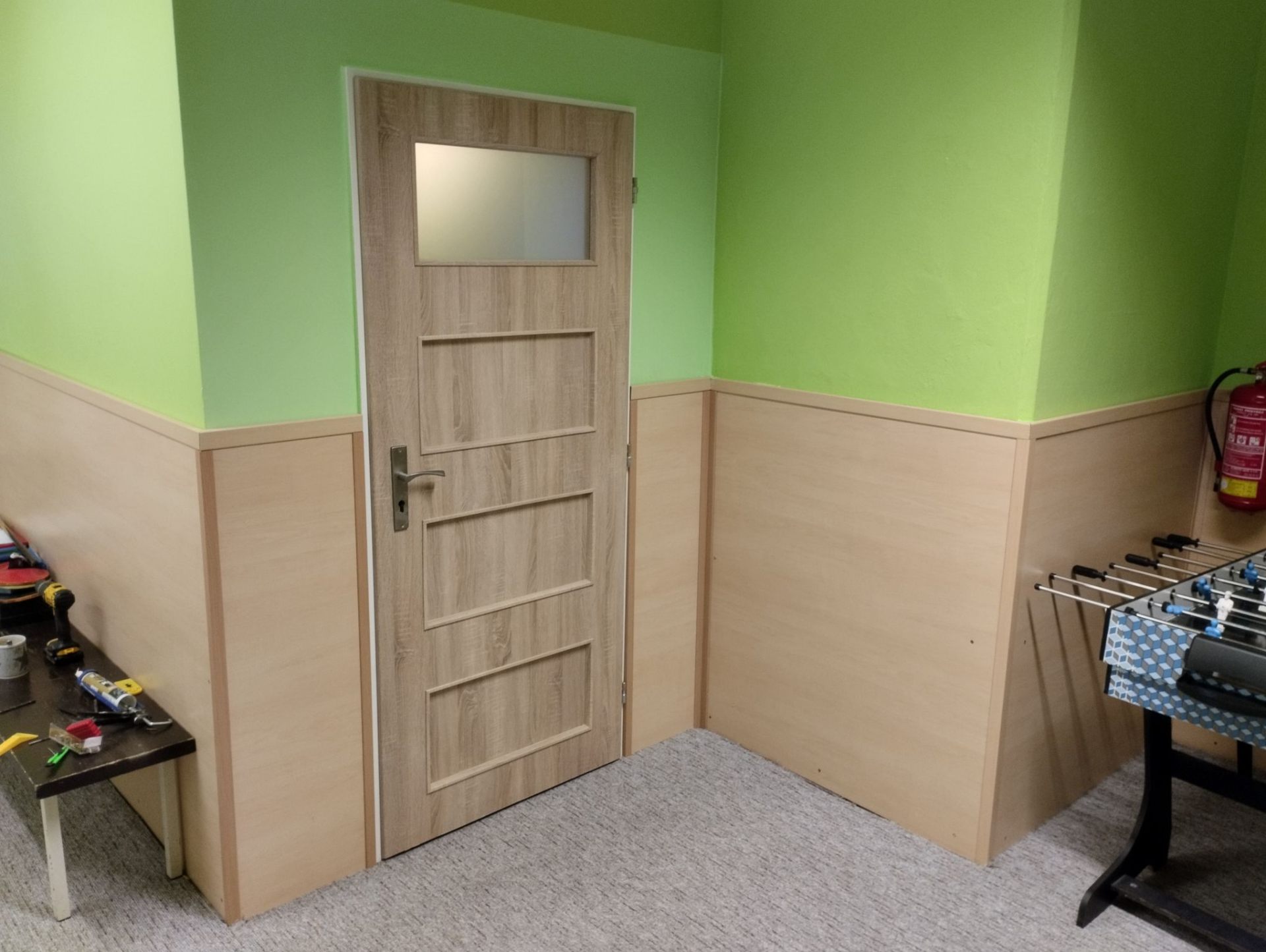 Nové dveře v sádrokartonové stěně — 4. Osazení dveří